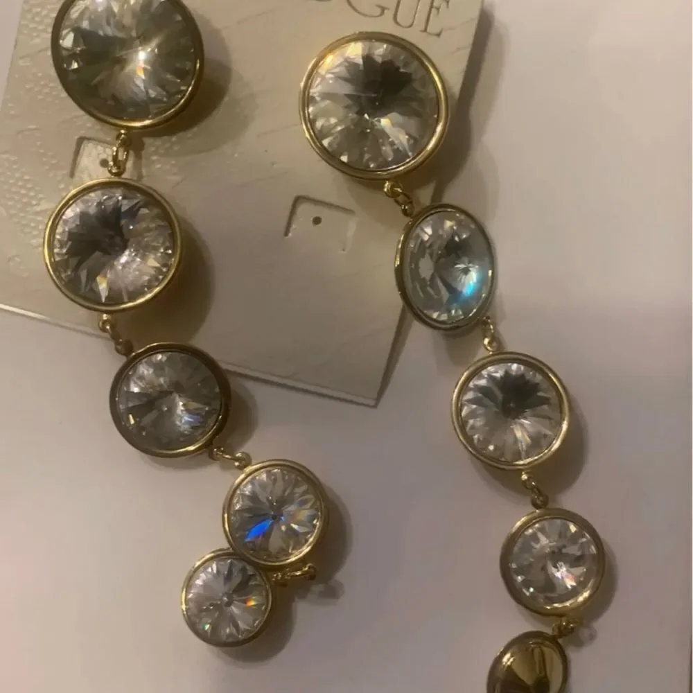 7 Club Vogue Jewelry | Club Vogue Golden Earrings